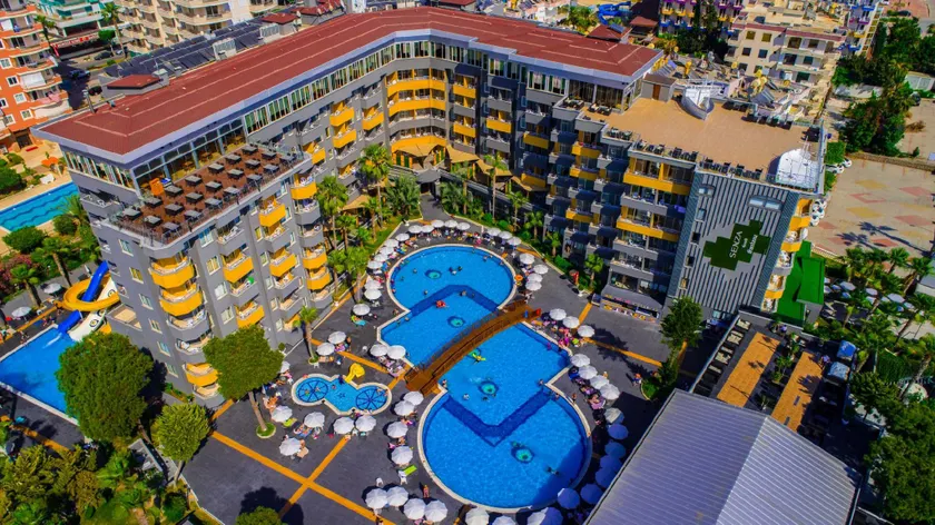 Senza Grand Santana Hotel - Ultra All Inclusive - Image 1