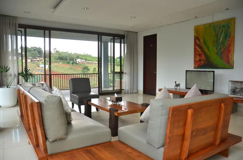 Green Forest Plantation View Villa 6 Bedrooms With a Private Heated Infinity Pool - Image 1