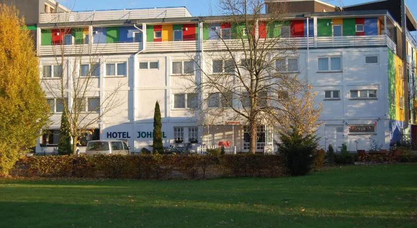 Hotel Johnel - Image 1