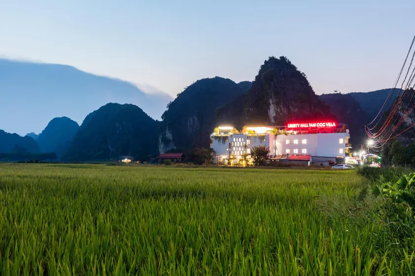 Liberty Hall Tam Coc Hotel & Villa - Image 1