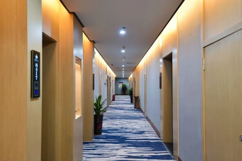 Nanguo Shanshui Hotel - Image 1