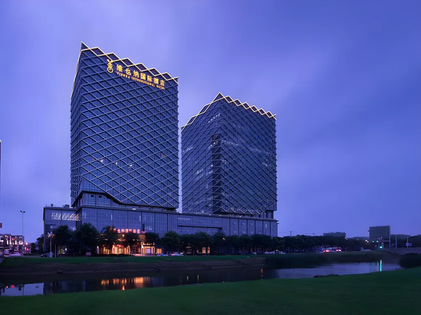Vienna International Hotel Jiangsu Suzhou Railway Station North Square - Image 1