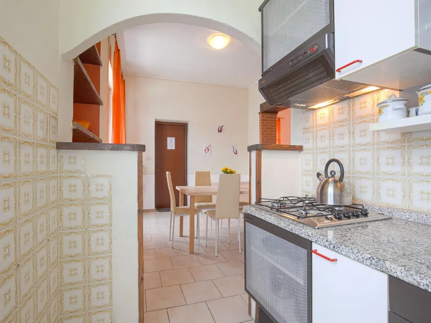 Villa avec piscine privée, jardin clos et connexion Wi-Fi, idéale pour les groupes d’amis. Situé prè - Image 1