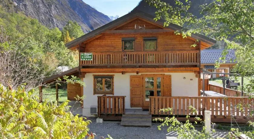 Chalet Enchanteur à Venosc avec Vue Panoramique et Jacuzzi - Image 1