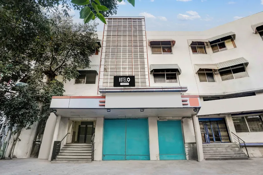 Super Hotel O Nashik - Image 1