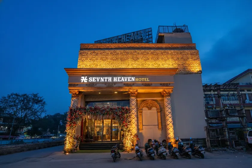 Hotel 7th Heaven - Newly Built Best Couple-Friendly Hotel in Delhi - Image 1