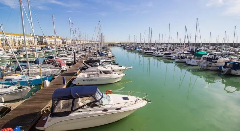 Seaview studio, located in Brighton marina By Air Premier - Image 1