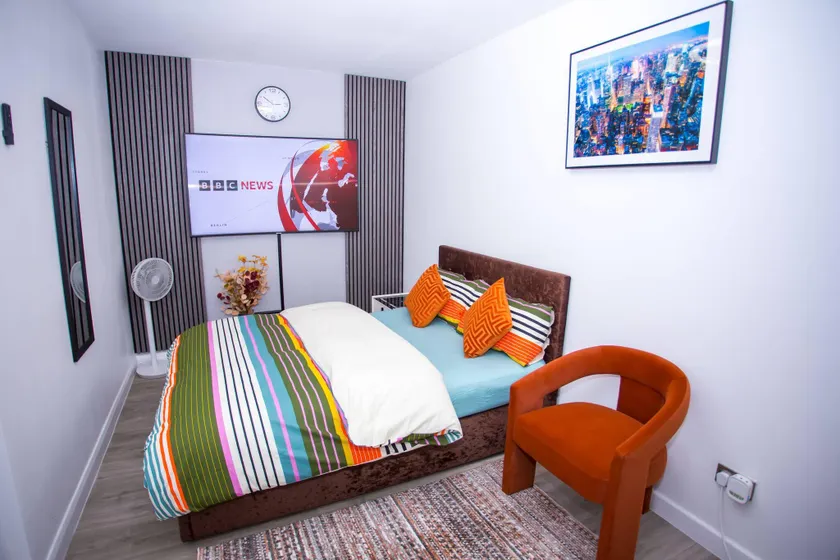 Modern 1 Bedroom Apartment in Quiet Tilbury Town - Image 1