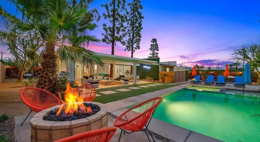 Casita Cerritos - Luxurious modern retreat in Palm Springs - Image 1