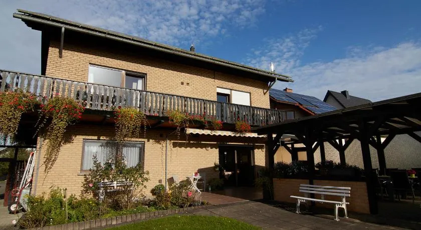 Gisela Bed & Stay Brakel Self Check-In Apartments Business Jakobsweg - Image 1