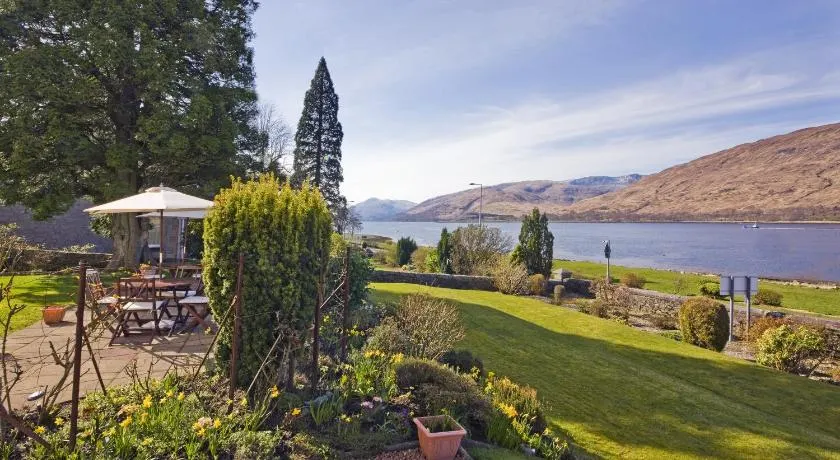 Lawriestone Guest House - Image 1