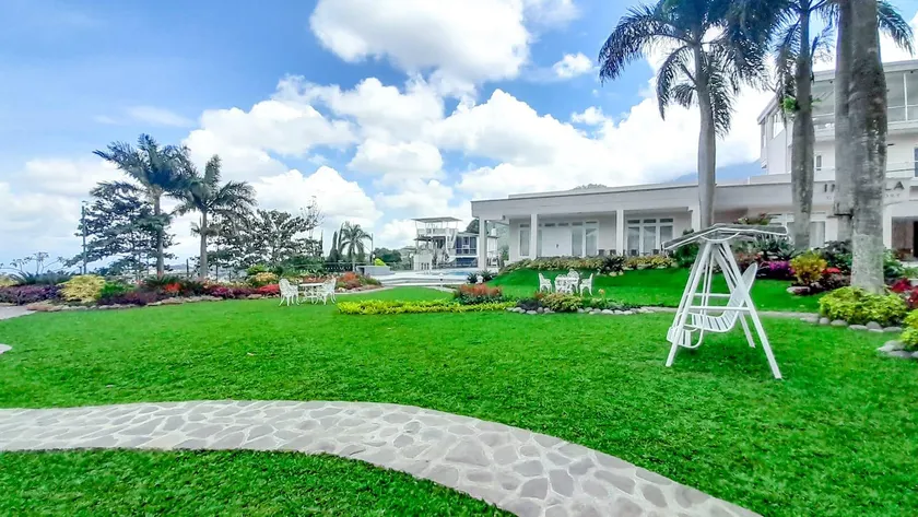 In Villa Garden Resort - Image 1