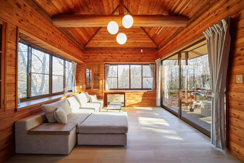 rinne 2nd living Kitakaruizawa Forest - Image 1