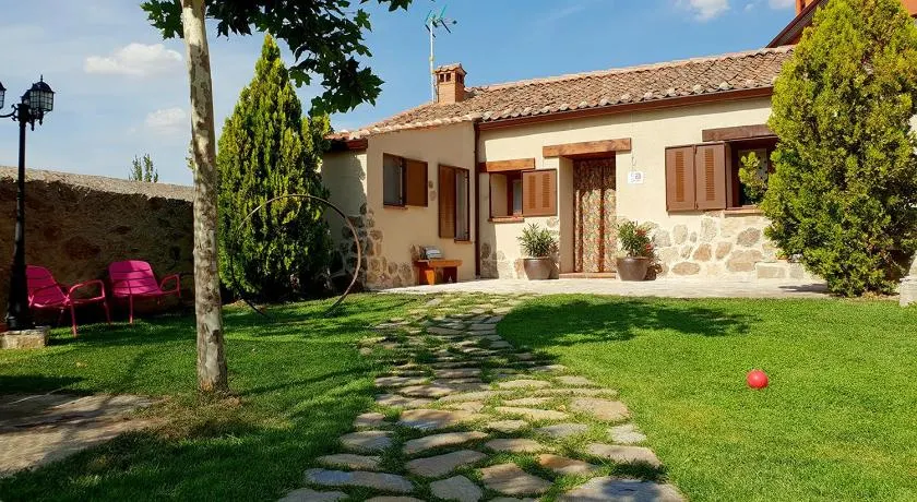 Entreacebedas rural&vacaciones, alojamientos con jardín PRIVADO, barbacoa y chimeneas - Image 1
