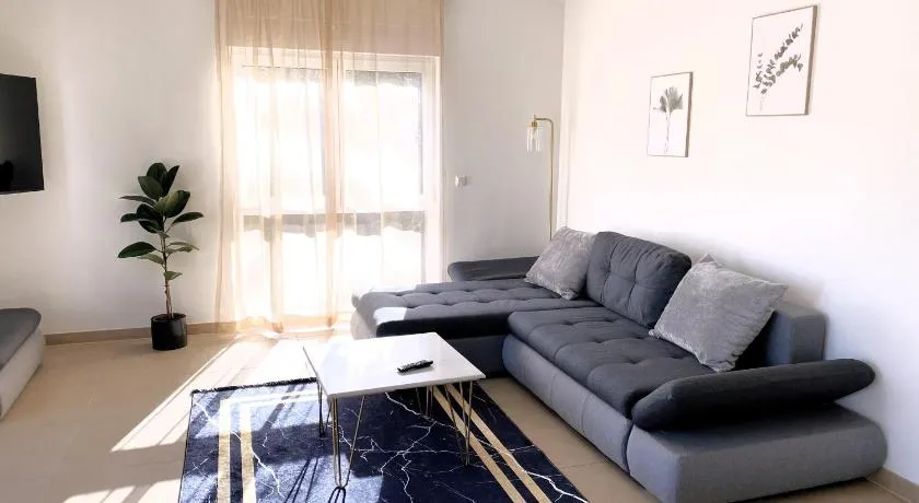 TheLabel Residences Frankfurt - GREY LABEL APARTMENT - Image 1
