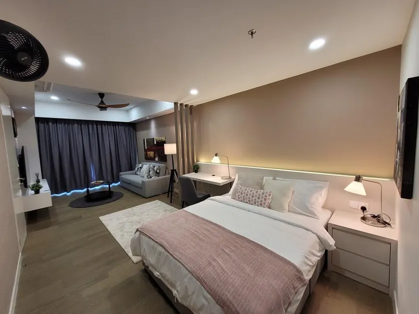 Indulge 2R2B 500 Mbps Wi-Fi Netflix Kiara 163 Mall - Image 1