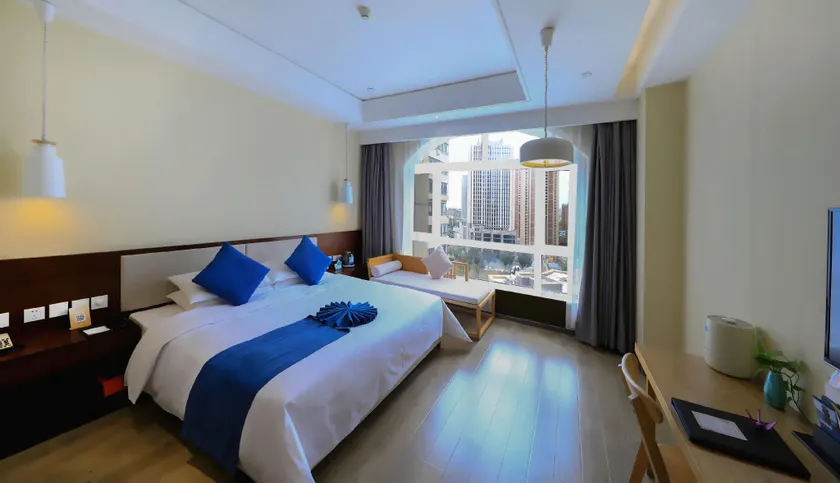 Ruide Celebrity Art Hotel - Image 1
