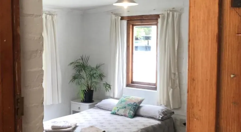 Awesome room in surf house - Image 1