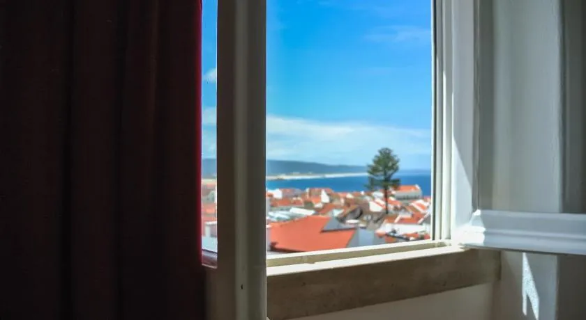 Nazaré Hostel - Rooms & Dorms - Image 1