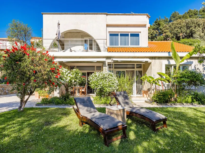 Apartment near Rab Beach - Image 1