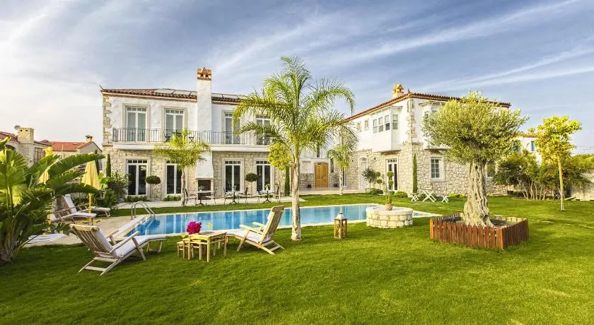 Alacatı Casa Bella +12 - Image 1