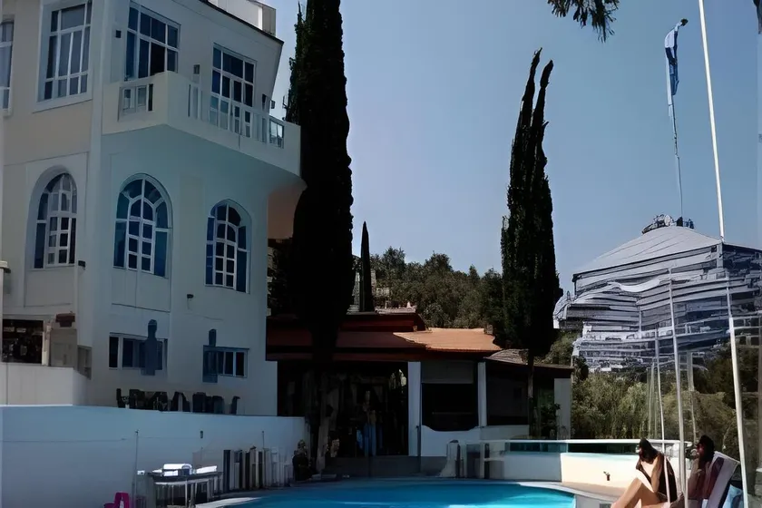 Kerveli Village Hotel - Image 1