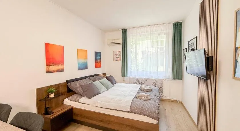 VH25 Victor Apartment - Image 1