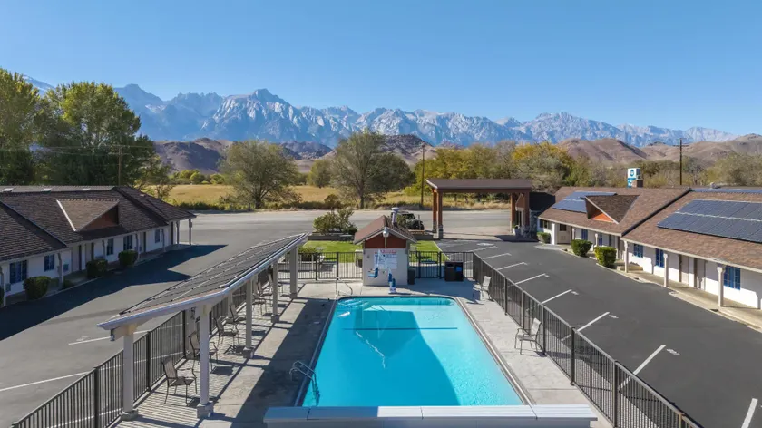 Best Western Frontier Motel - Image 1