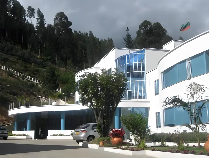 Kur Hotel & Bio Spa - Image 1