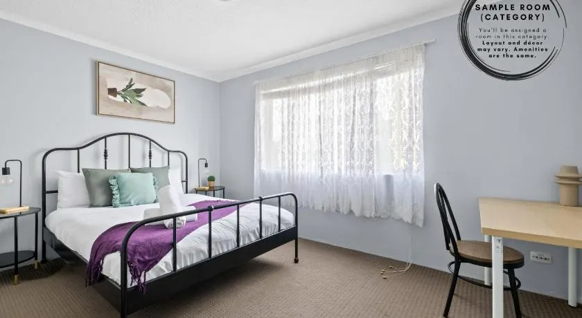 Cozy Private Rooms – Steps to Shops & Bus - Image 1