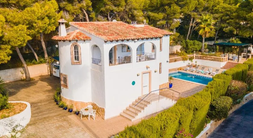 Villa Talaris by Abahana Villas - Image 1