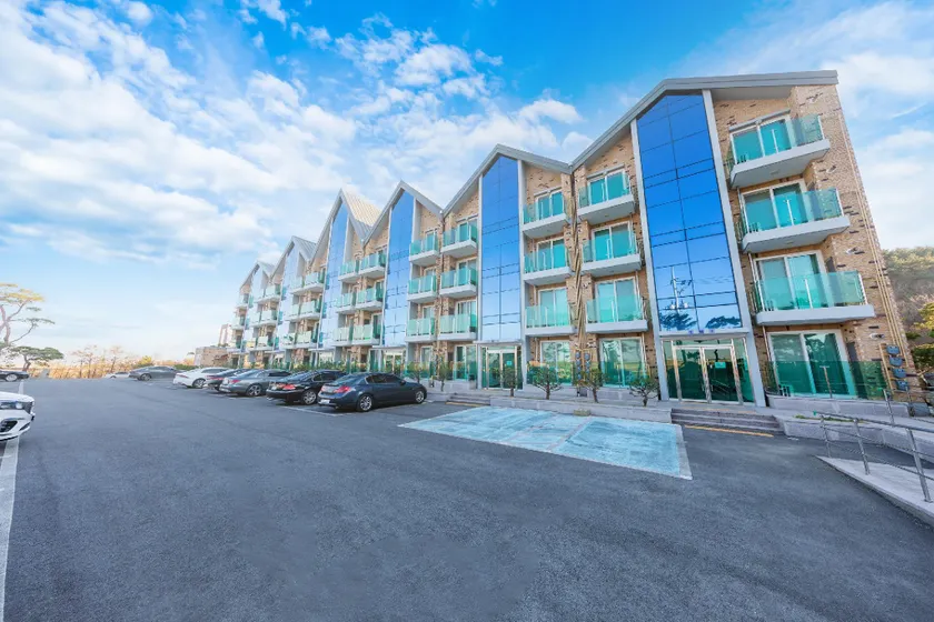 Sokcho Heidi Town House - Image 1