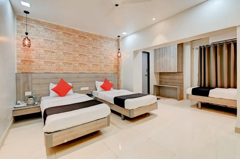Hotel Vikrant,Pune - Image 1