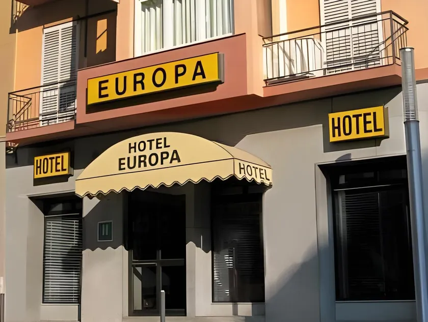 Hotel Europa - Image 1