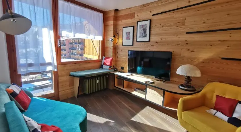 Hostdomus - Oslo Suite - Image 1