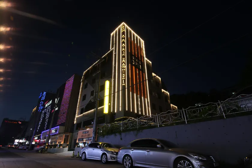 Gwangju Hanam Amare Hotel - Image 1