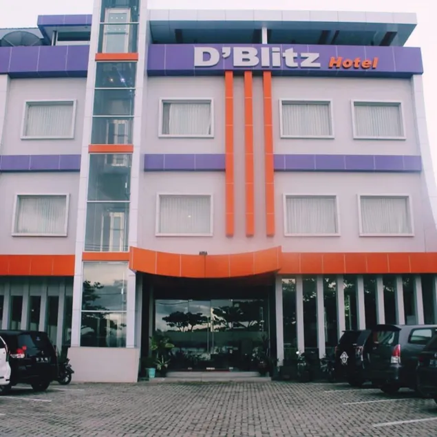 D'Blitz Hotel Kendari - Image 1