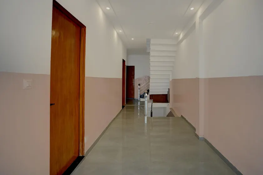 Hotel O RJ HOTEL INN - Image 1