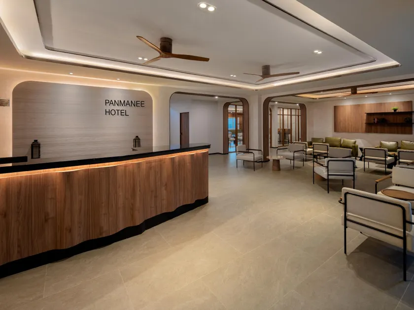 Panmanee Hotel-Newly Renovated - Image 1