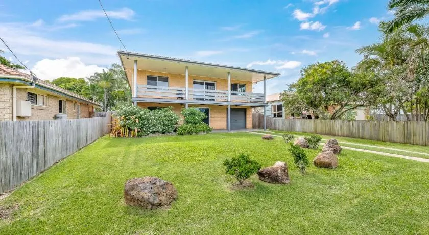 64 Bathurst Street - Image 1