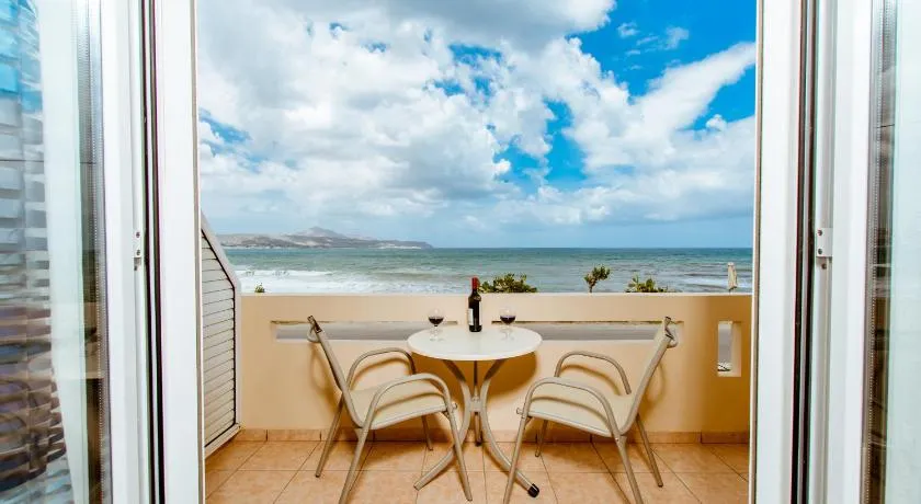 Asterina Seaside Apartments - Image 1