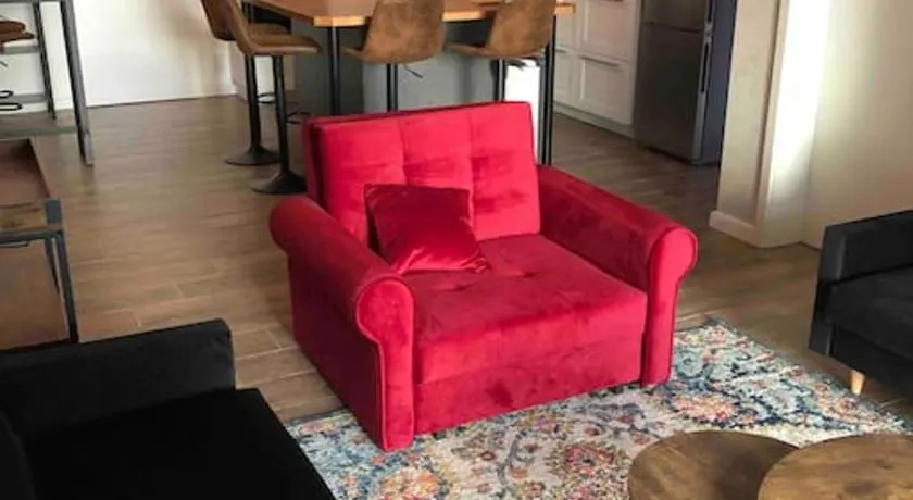 Stylisches Maybach Appartement mit Terrasse für 5 Personen, 5 Betten, große Kochinsel, Homeoffice mit 250Mbit WLAN - Image 1