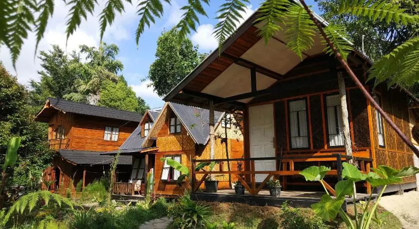 Canyon Jungle Stay - Image 1