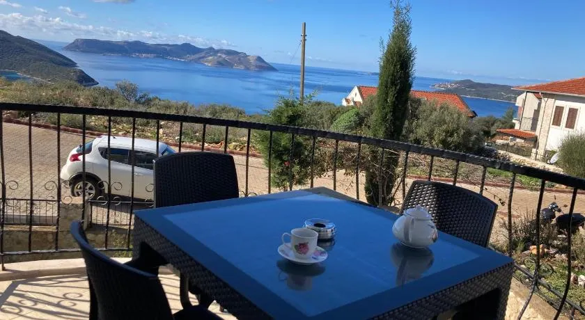 Kaş Güzey apart 3+1 Doğa ve deniz manzaralı - Image 1
