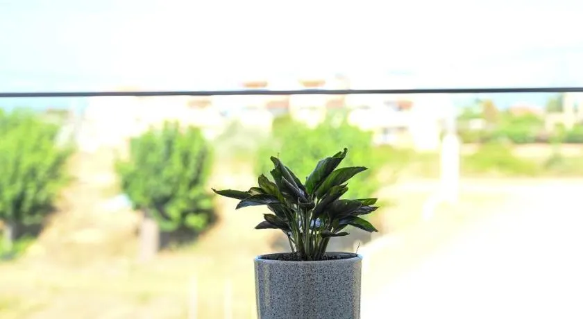 Costa Varda Apartments - Image 1