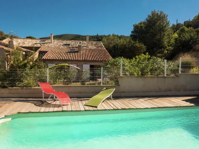 Stylish Villa in Fraissé-des-Corbières with Swimming Pool - Image 1