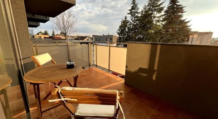 Apartmán na Slnečných Jazerách v Senci - Image 1