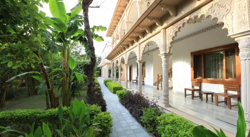Hotel Sunbird - Image 1