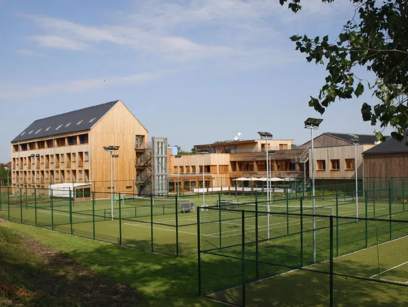 Park Holiday Congress & Wellness Hotel - Image 1