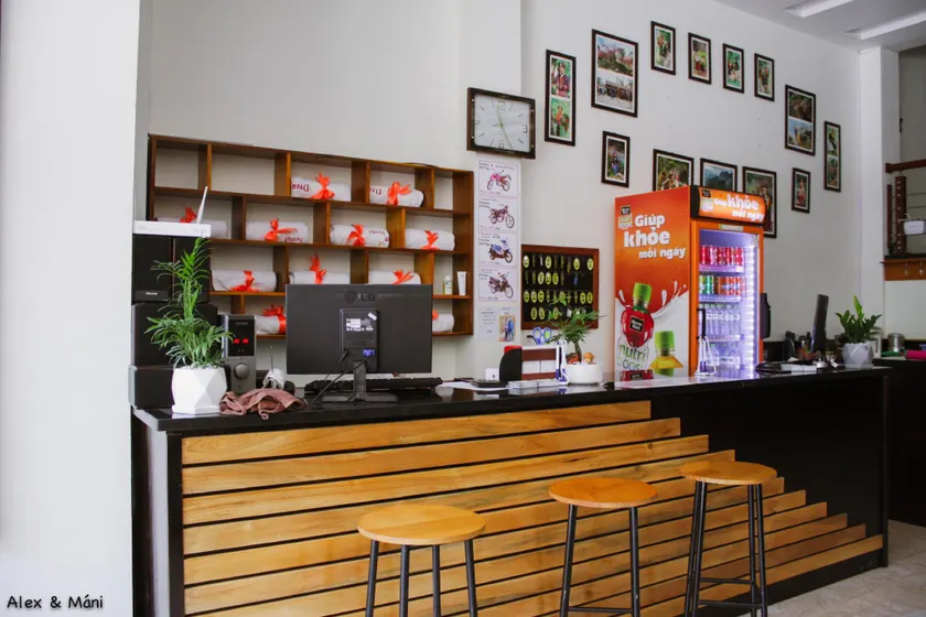 Bong Hostel - Image 1